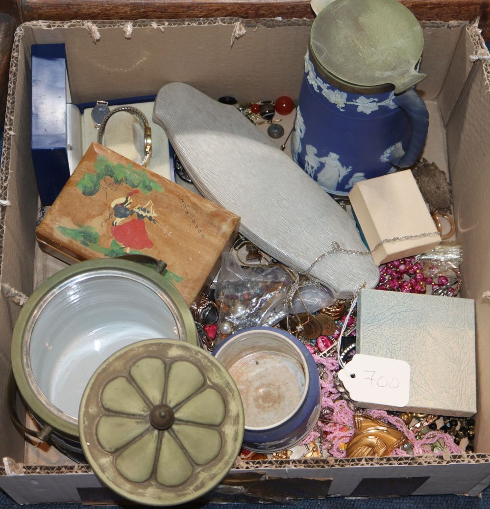 A quantity of assorted costume jewellery, including a 9ct gold fine link chain, 2.6 grams (a.f.). & Wedgwood etc.
